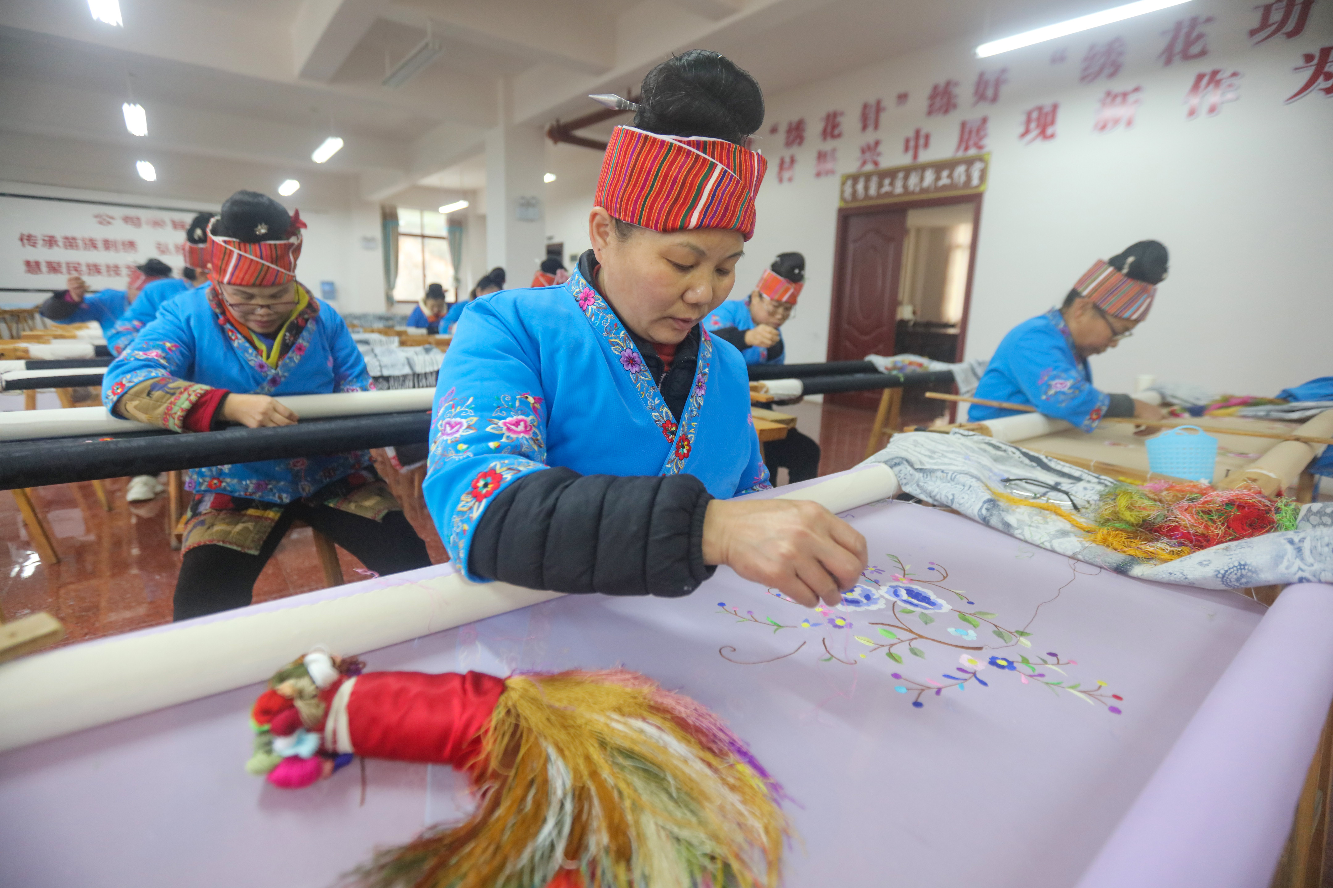 施秉：苗绣产业助力乡村振兴